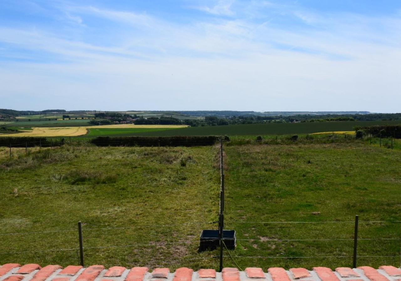 Le Clos De L'Angley Gites Et Ecurie Caffiers Ngoại thất bức ảnh